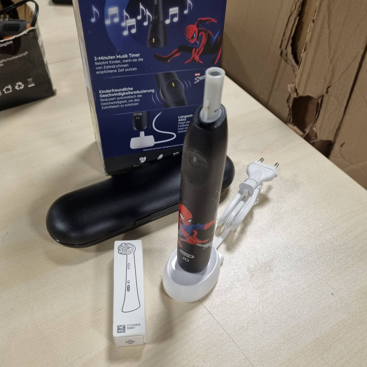 296623 - ORAL-B Furçë dhëmbësh elektrike iO Kids 6+ Marvel Spiderman për fëmijë, e zezë.