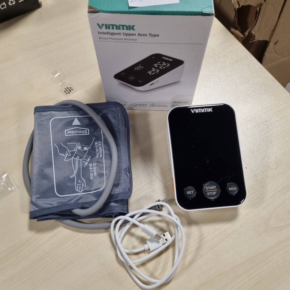 297043 - VIMMK - Monitor dixhital i presionit të gjakut për krahun e sipërm, Ekran LED, Zbulim të aritmisë, Matje të pulsit, 2 x 120 cilësime memorieje, Madhësia e manshetës 22-40 cm