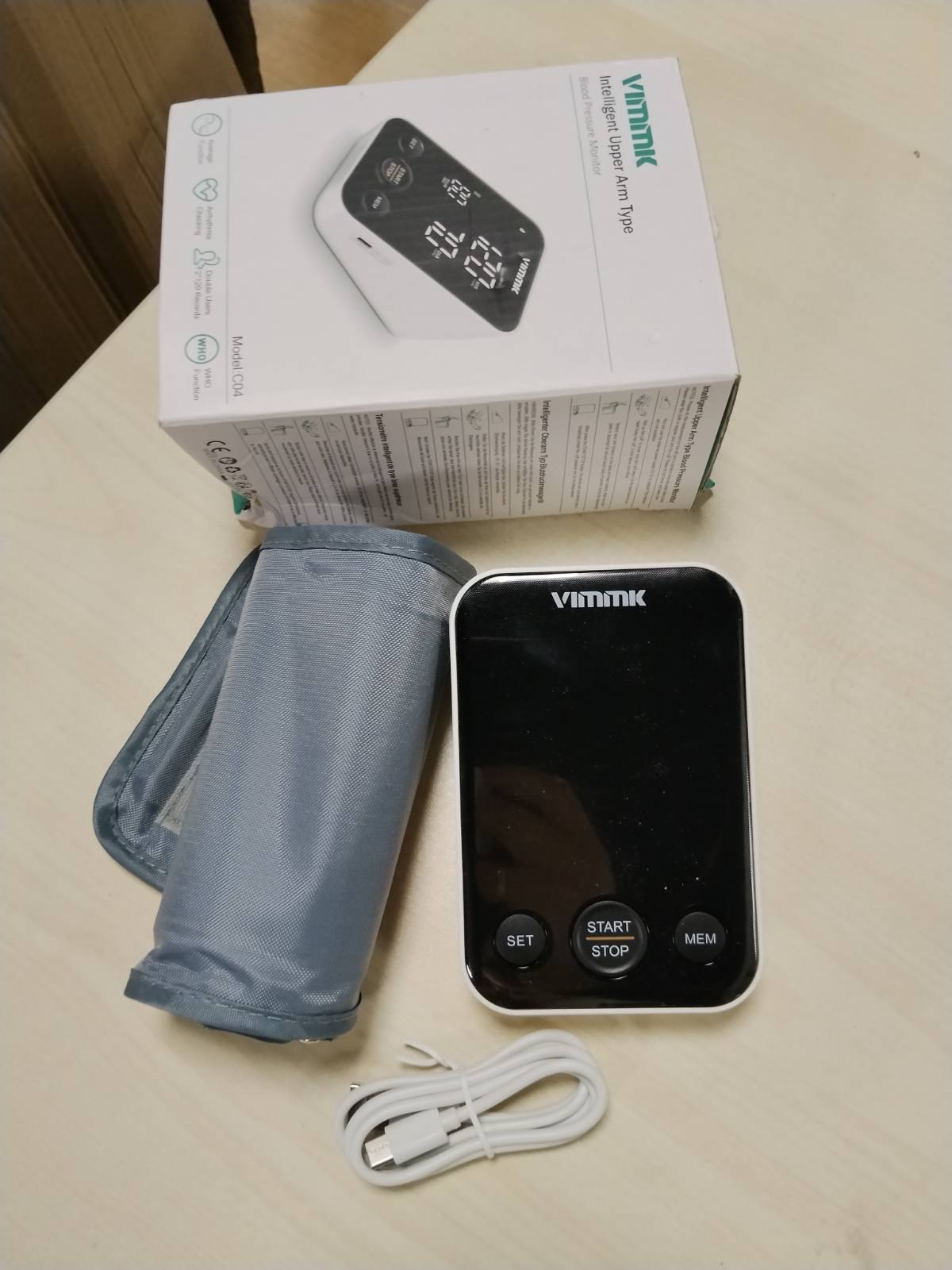 298236 - VIMMK Monitor dixhital i presionit të gjakut për krahun e sipërm me ekran LED, zbulim të aritmisë, matje të pulsit, 2 x 120 cilësime memorieje, madhësia e manshetës 22-40 cm