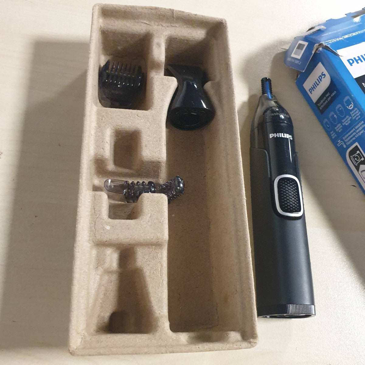 298421 - PHILIPS Prerës hunde Seria 5000 NT5650/16, Heqje efikase e qimeve për hundën, veshët dhe vetullat, Teknologjia PrecisionTrim, I papërshkueshëm nga uji