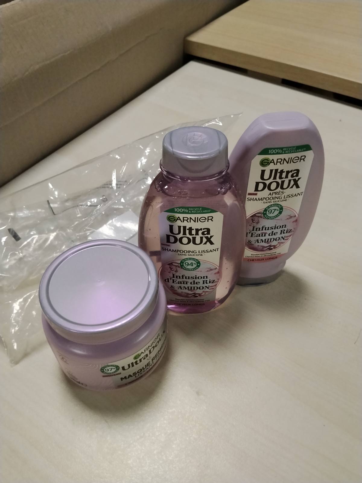 298569 - GARNIER Ultra Doux Set Rutine Zbutëse për Butësi dhe Shkëlqim, Me Infuzion Uji Orizi