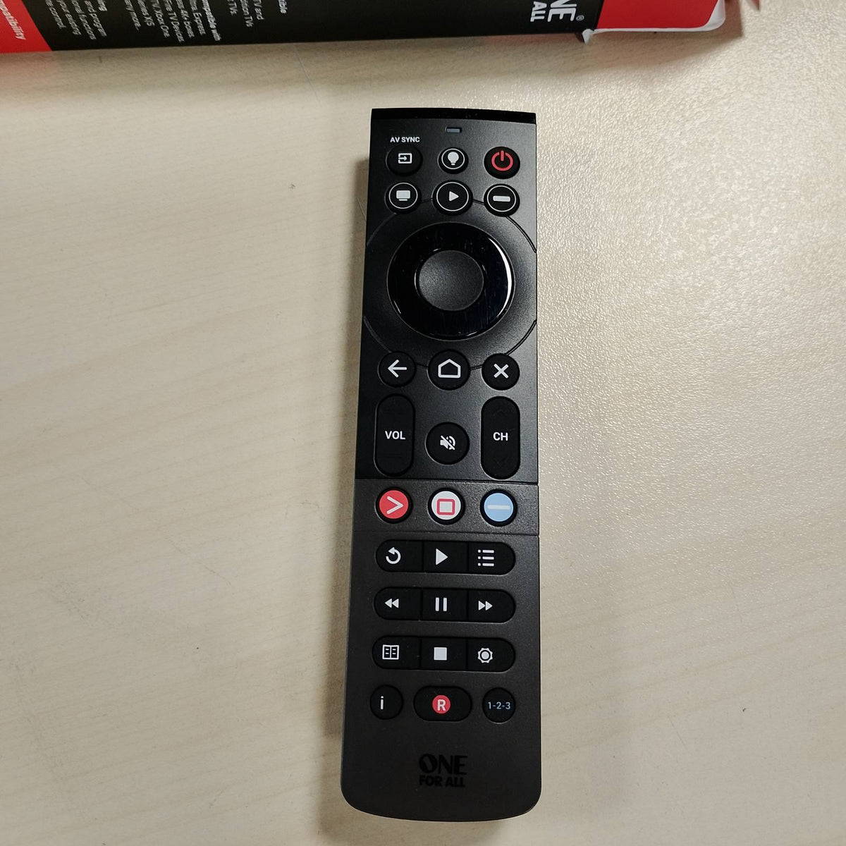 299267 - Telekomandë Smart Streamer Një për të Gjithë (URC7945)