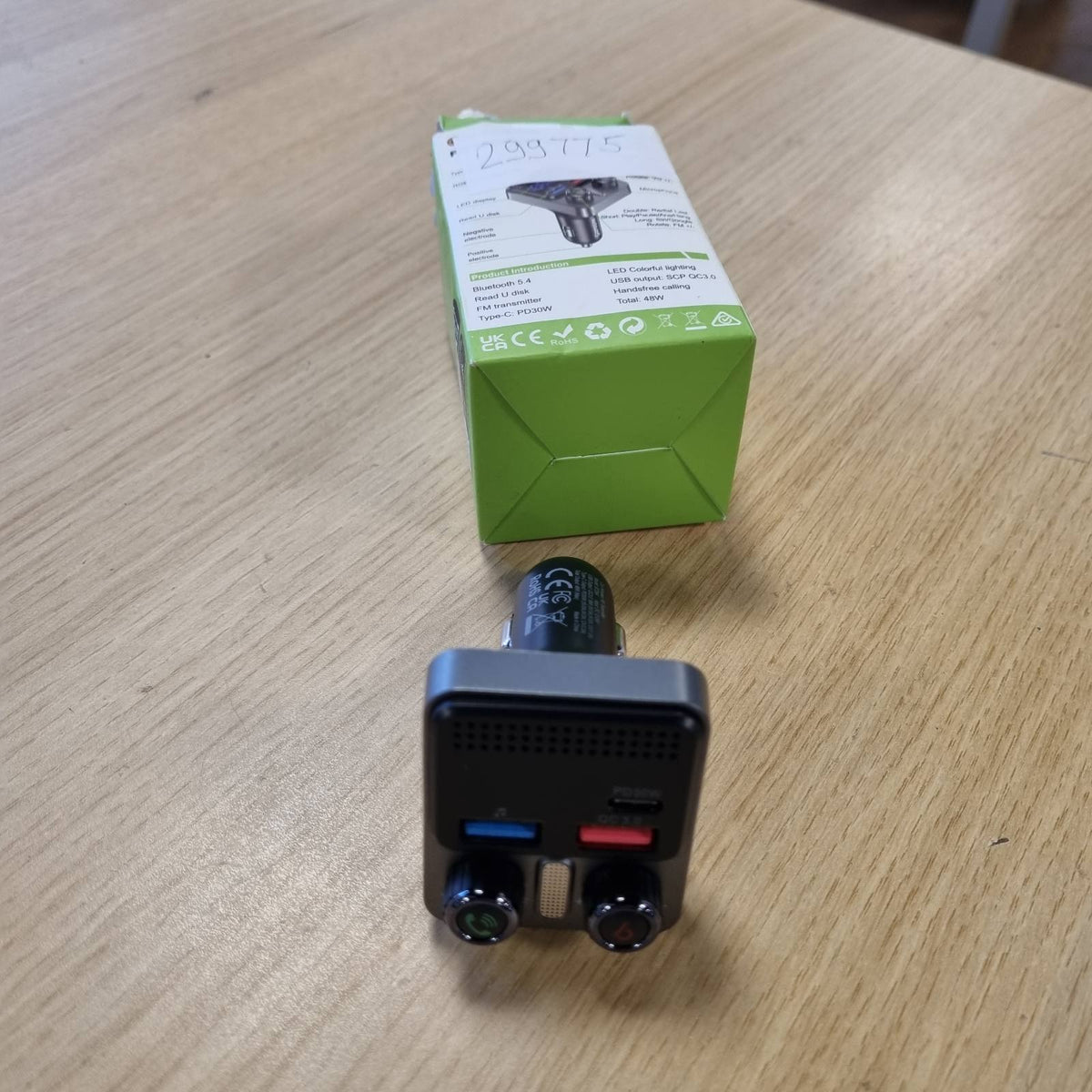 299775 - GIZMOVINE Transmetues FM për makinë, Adaptor Bluetooth 5.4, 48W, 3 Porta karikimi të shpejtë (PD 30W + QC 18W), Muzikë pa tel, Thirrje pa duar, Asistent zanor, Memorje USB, 12V/24V