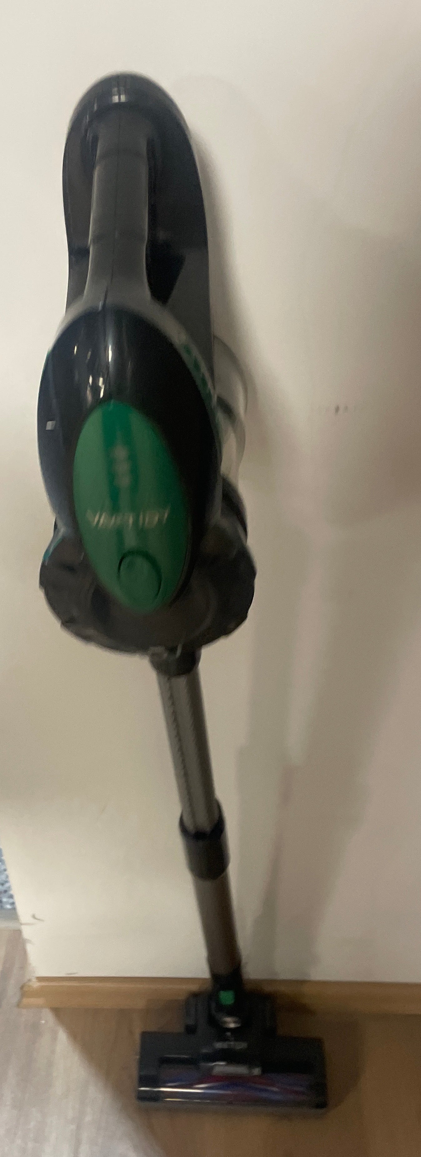 84297 - VACTIDY V8.25KPa Fshesë pa Tel Me Shkop 4-në-1, Fshesë Ultra e Lehtë me Bateri të Lëvizshme, Kohë Funksionimi 35 Minuta