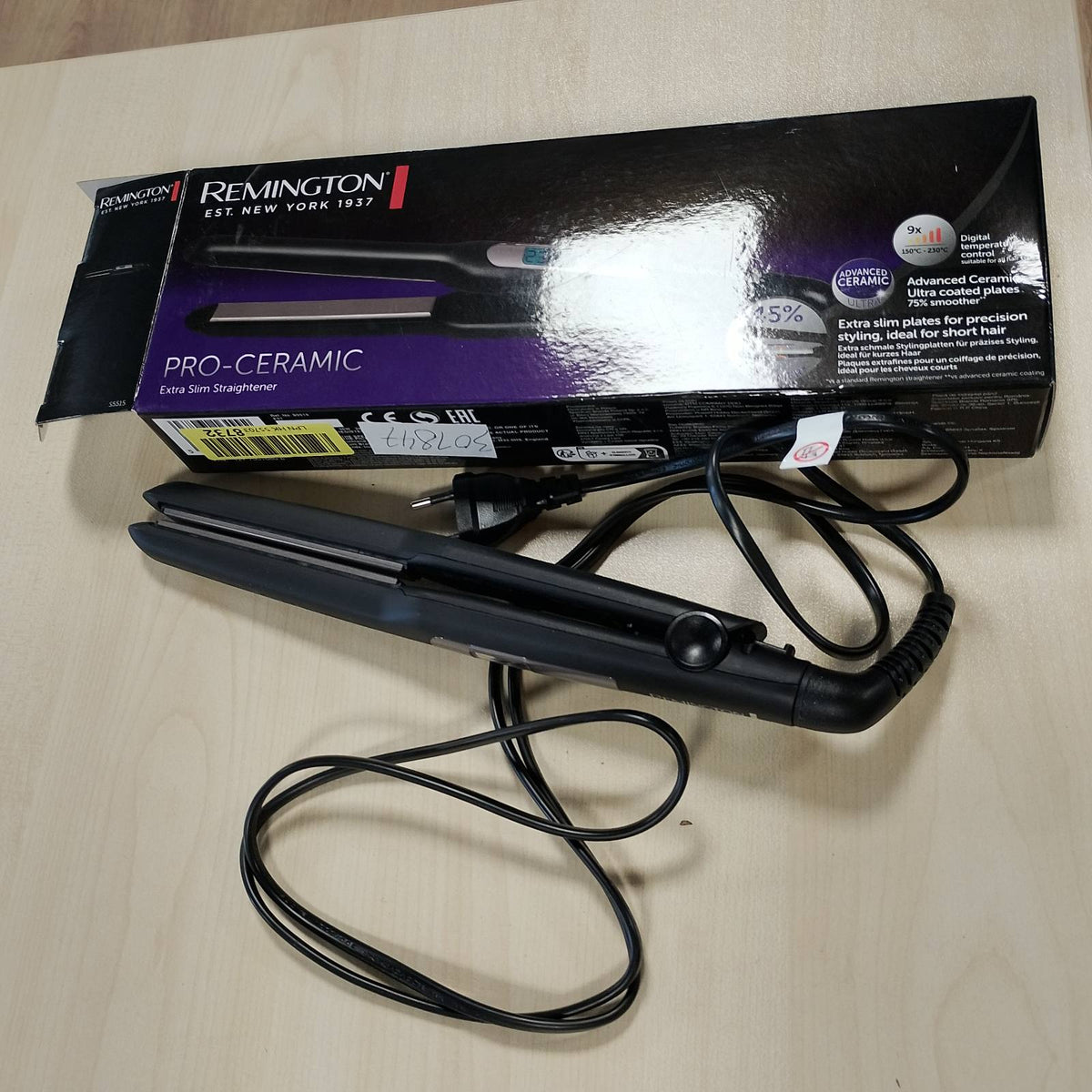 301847 - REMINGTON Pjatëz flokësh S5515, Pllaka shumë të ngushta, Veshje qeramike ultra-pro, Ekran LCD, Temperatura 150-230°C