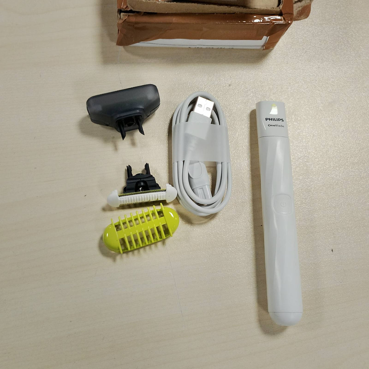 301878 - PHILIPS OneBlade Intime QP1924/30, rruajtje intime, mbrojtje shtesë të lëkurës