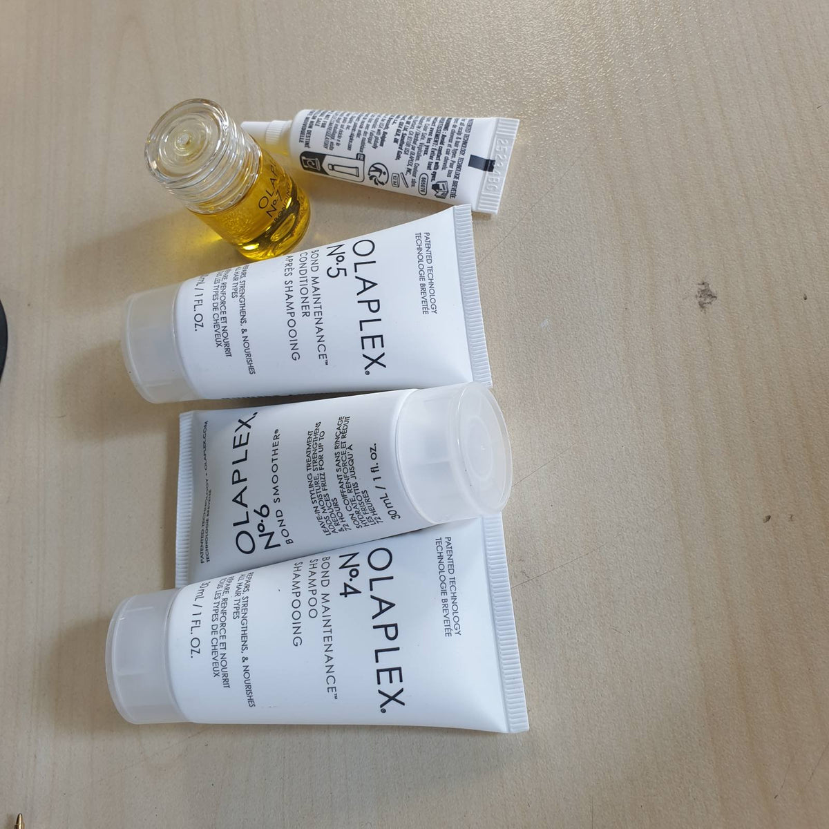 302084 - Set Zbulimi për Flokë të Shëndetshëm 4 produkte