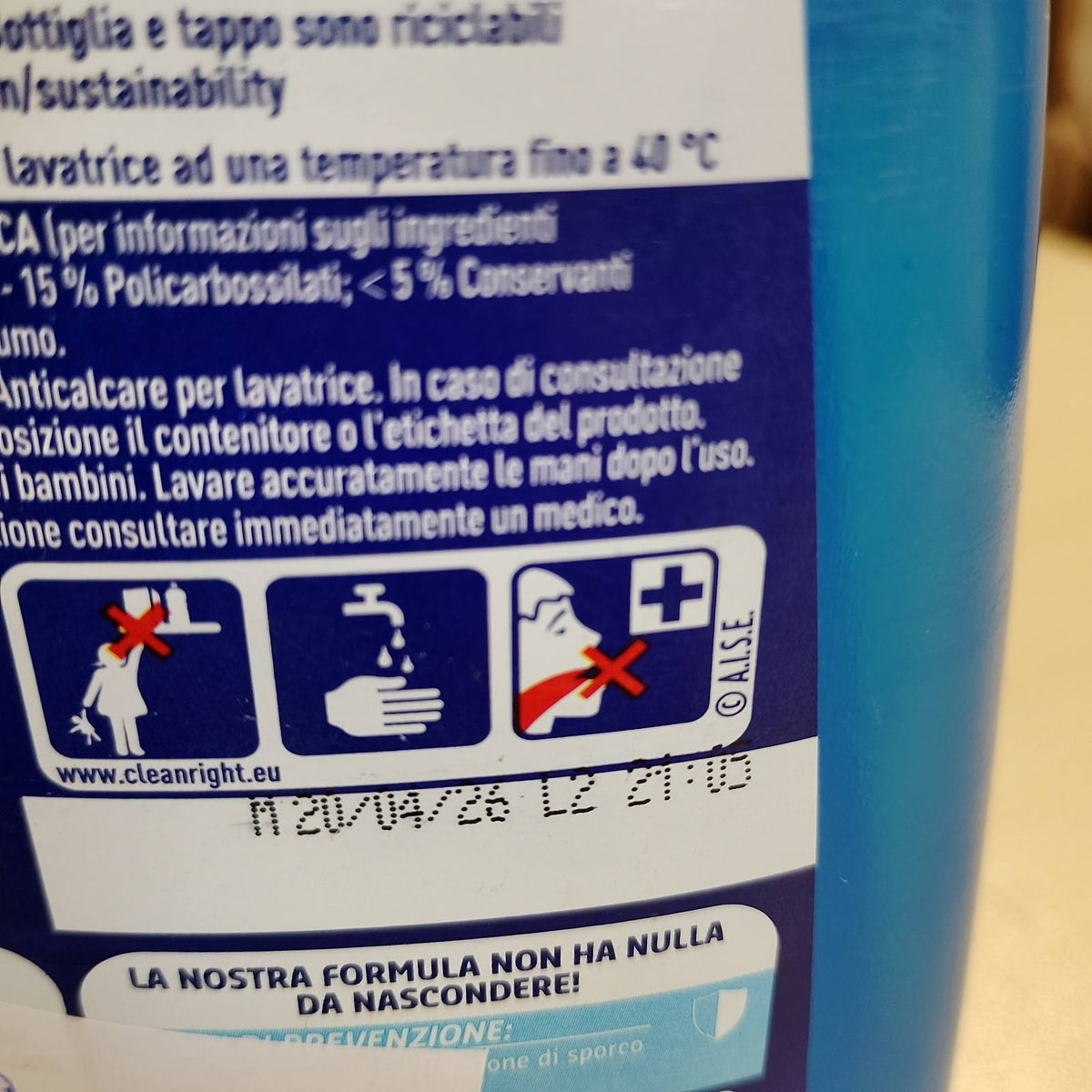 303928 - CALGON Heqës gëlqerorësh Power Gel 4-në-1 për lavatriçe, 1 pako 750 ml, mbrojtje nga gëlqerorët dhe korrozioni