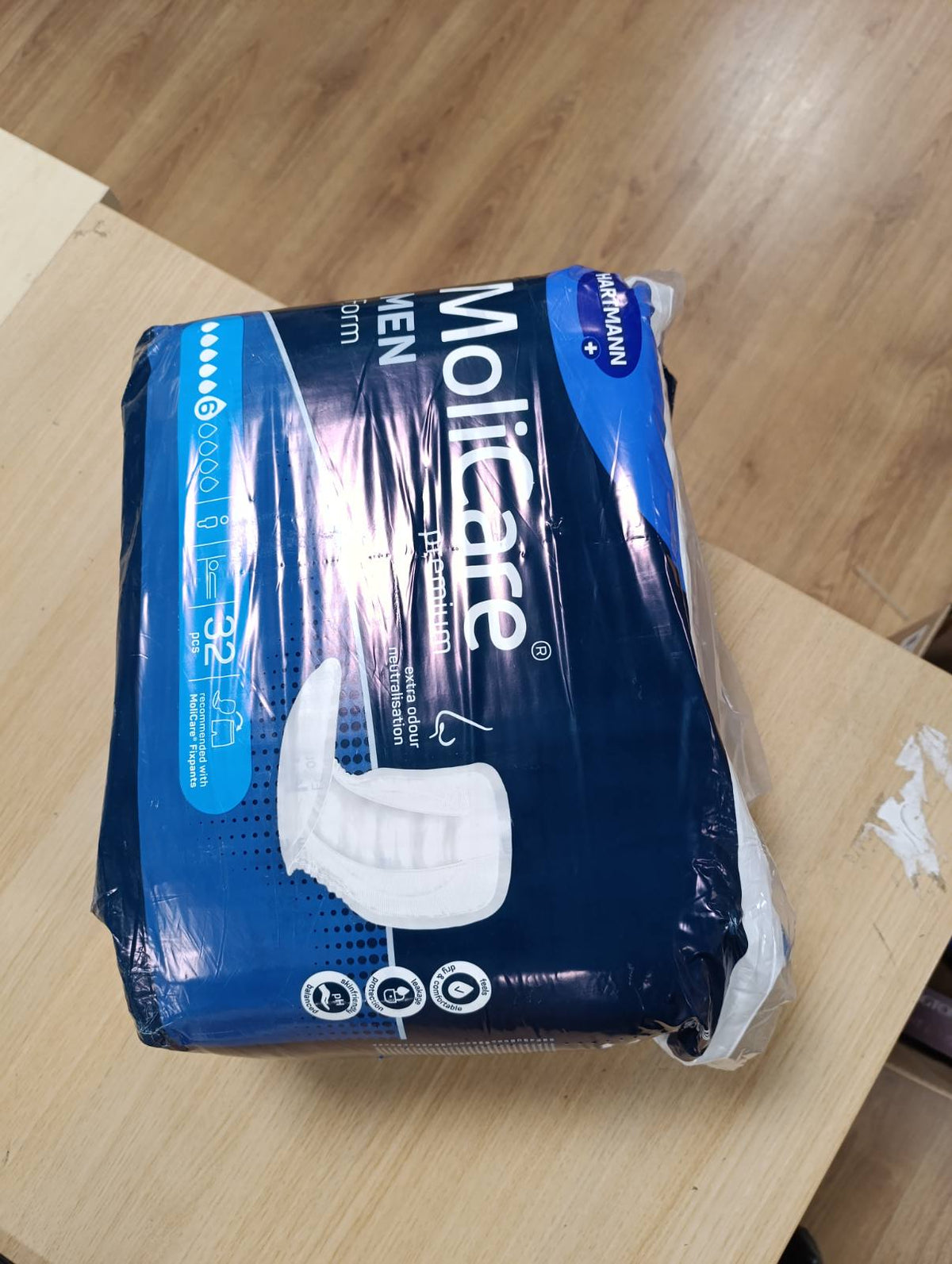 306277 - MOLICARE, Pecetë për Inkontinencë premium Form MEN, 32 copë