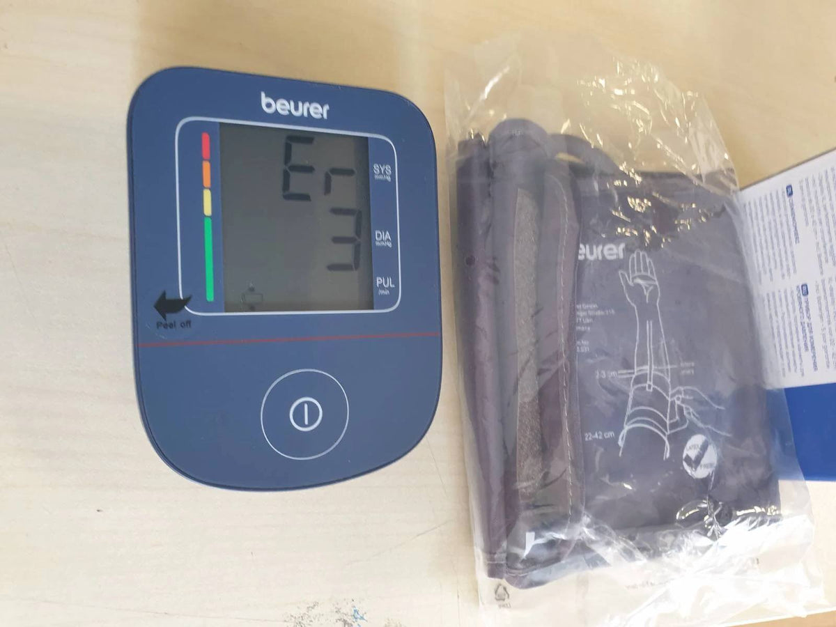 306311 - BEURER Monitor tensioni i gjakut BM 25, për krahun e sipërm, matje e saktë, me port USB-C, blu