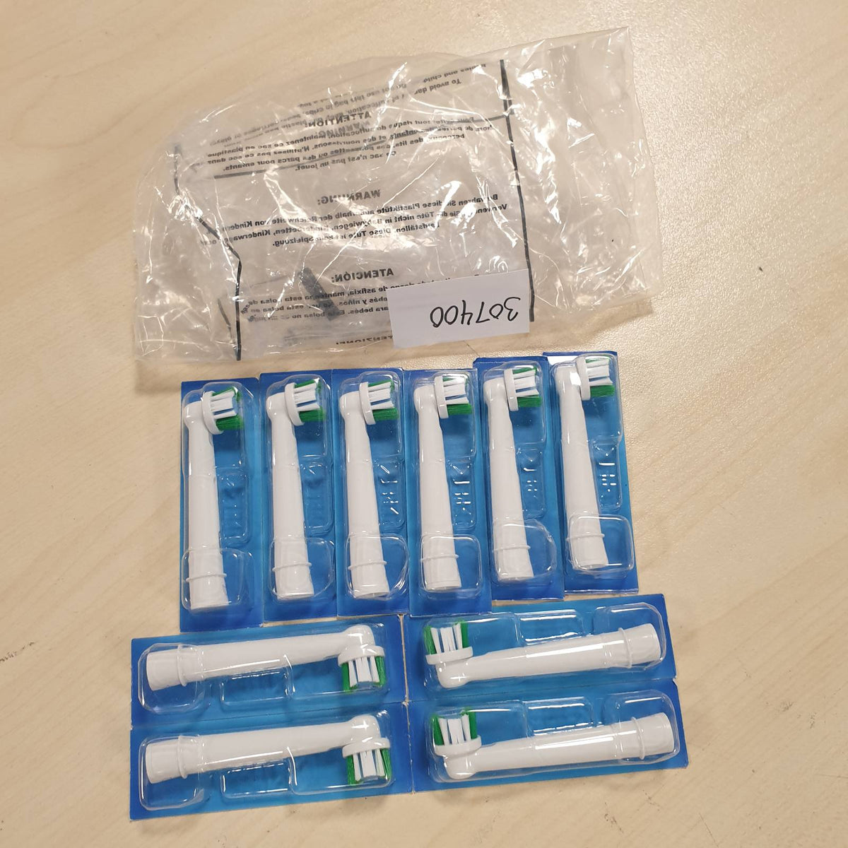 307400 - ORAL-B Koka furçe PRO Precision Clean, të bardha, 10 copë