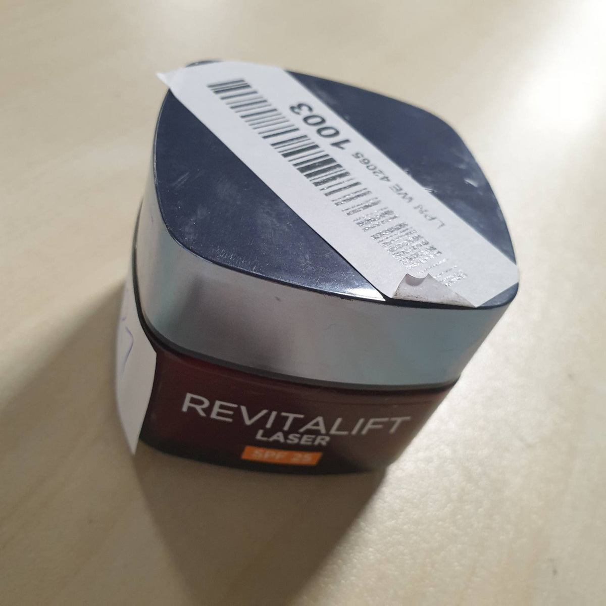 307721 - L'Oréal Paris Krem Dite Revitalift Laser SPF25, Për të Gjitha Llojet e Lëkurës, 50 ml