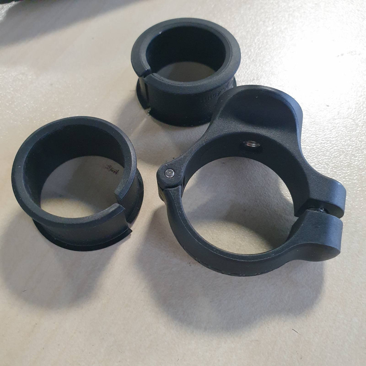 308873 - Quad Lock Baza 360, Kapëse me shufër të mesme