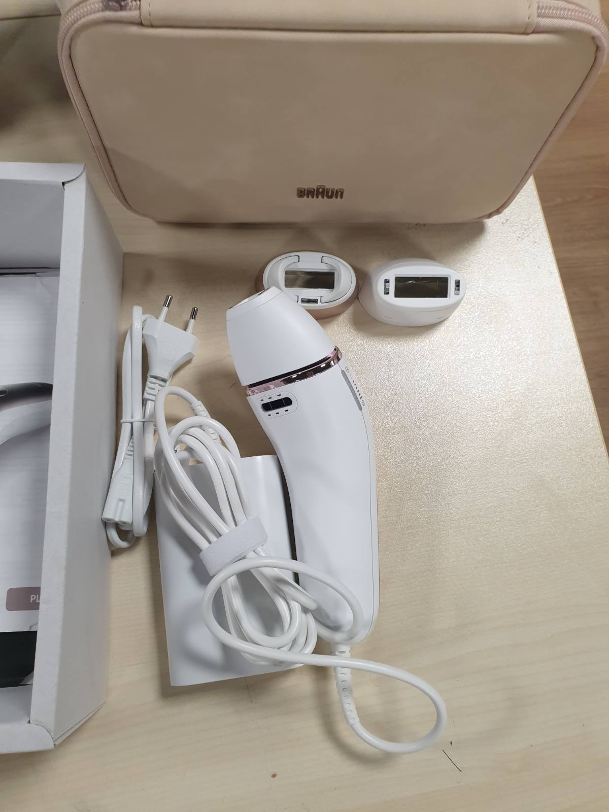 315015 - BRAUN Pajisje Smart IPL për Heqjen e Qimeve Skin i·expert 7, PL7311, e Bardhë/Ar i Rozë, Heqje Alternative me Lazer për Përdorim në Shtëpi, Heqje e Përhershme e Qimeve, përfshin Kuti, Brisk Venus dhe 3 Shtojca