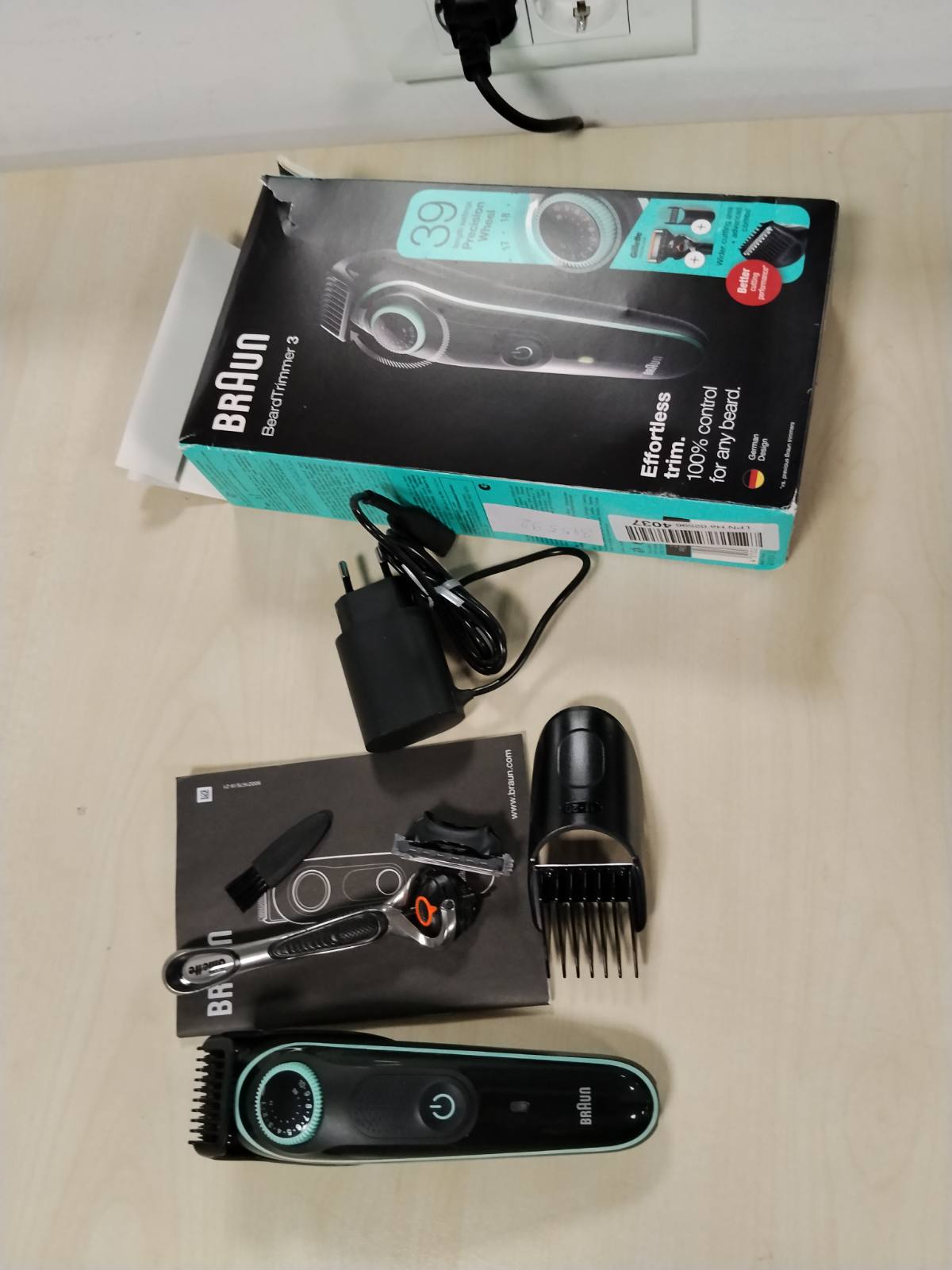 315592 - BRAUN Makinë prerëse për mjekër 3 BT3341, 39 cilësime gjatësie, e zezë/jeshile