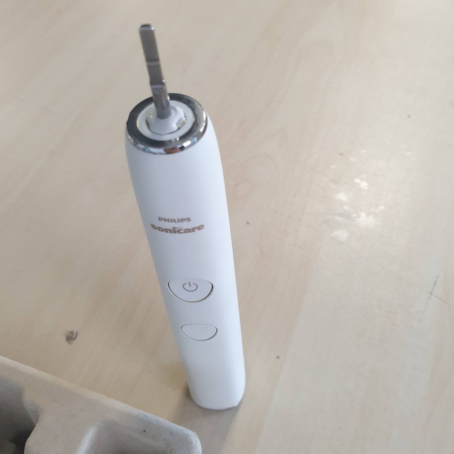 315625 - PHILIPS Furçë dhëmbësh elektrike Sonic, Seria 3100, HX3673/13, me sensor presioni dhe kujtesë zëvendësimi BrushSync, e bardhë.
