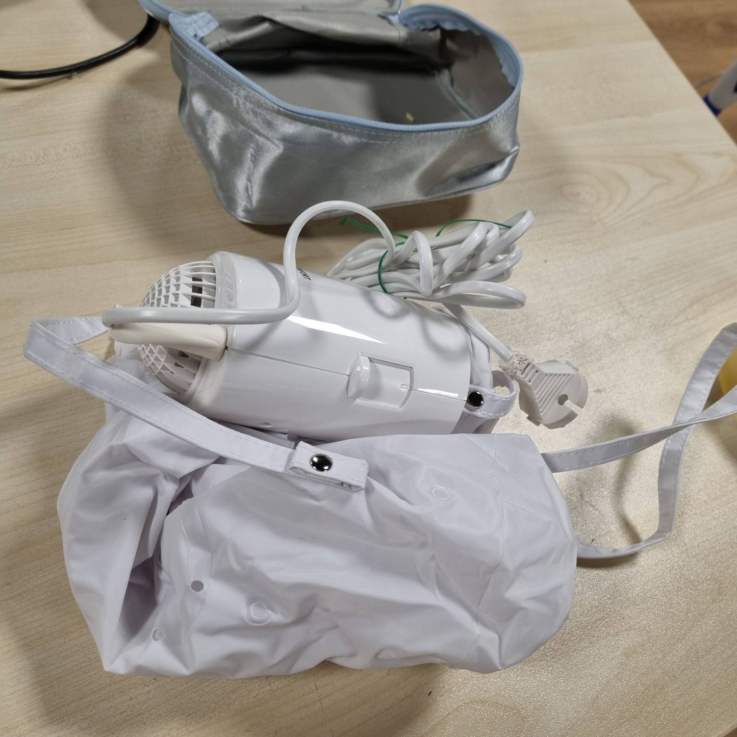 315724 - VALERA Helmetë zvicerane Ionic Comfort për tharëse flokësh, rezultate profesionale në shtëpi, 3 mënyra për flokë më të butë, jonizim për të parandaluar elektricitetin statik