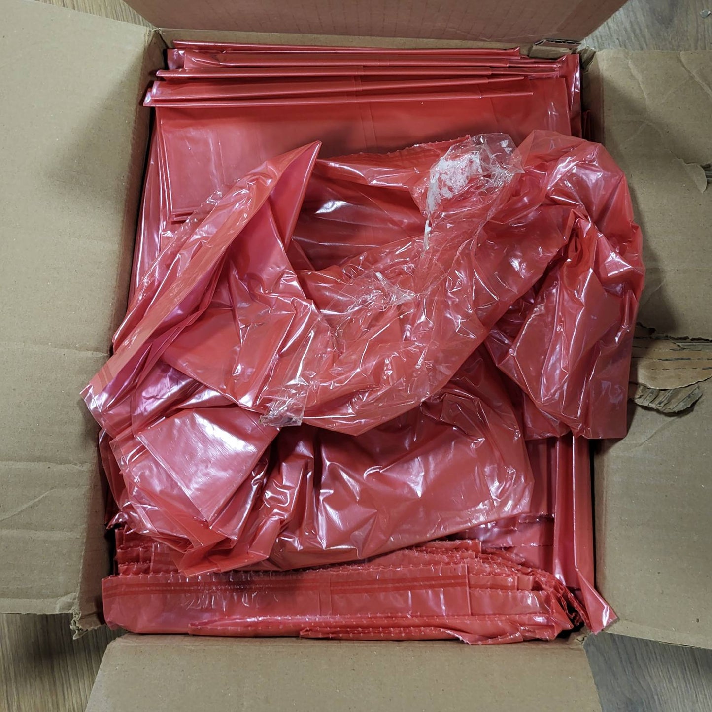316096 - PLASTICPLACE W55R15 Müllbeutel, 150-60 litra, 1.5 ml, Rot