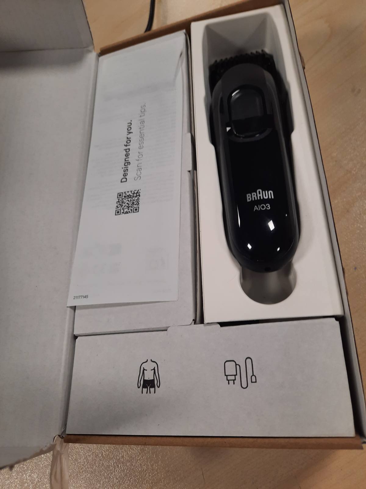 316168 - BRAUN - Makinë prerëse Multigroom All-in-One Seria 3, 8-në-1 AIO3545, e zezë, 14 gjatësi, bateri 50 minuta