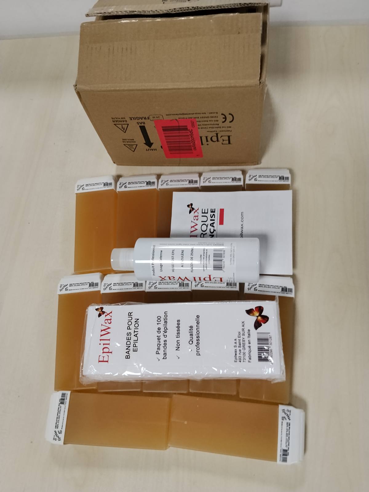 317238 - EPIWAX Pako me 12 Roll-One me Dyll Mjalti + 100 Shirita Depilimi + Vaj Pas Depilimit, për këmbë, sqetulla, trup