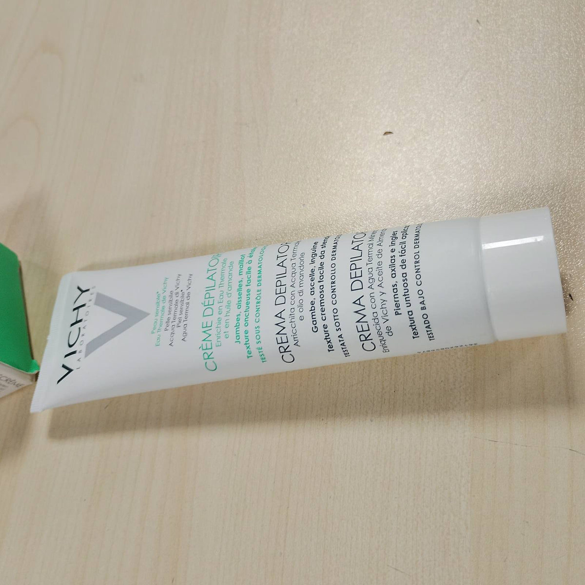 317409 - VICHY Krem Depilimi Dermo-Tolerancë, 150 ml, i pasuruar me ujë termal Vichy, për lëkurë të ndjeshme