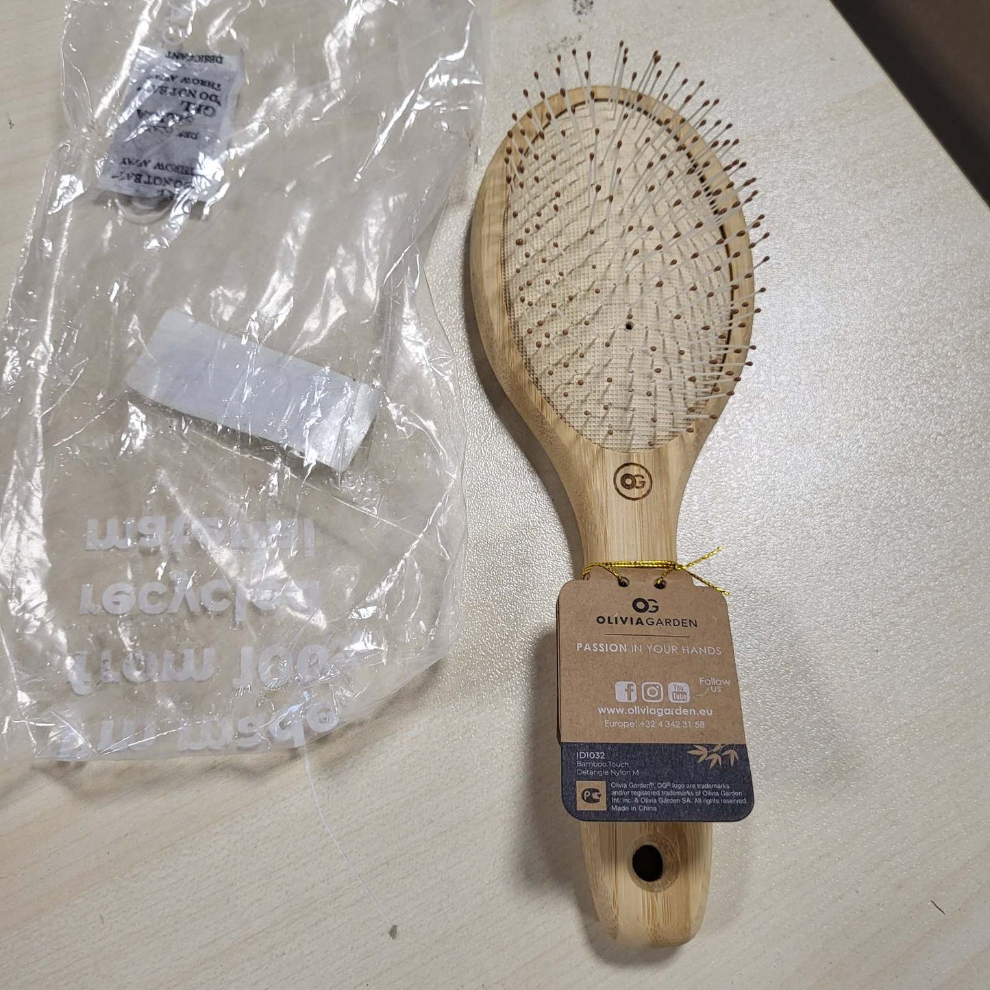 317970 - OLIVIA GARDEN Furçë me lopatë 17580 për flokë të shëndetshëm, Pako me 1 copë, ngjyrë bezhë