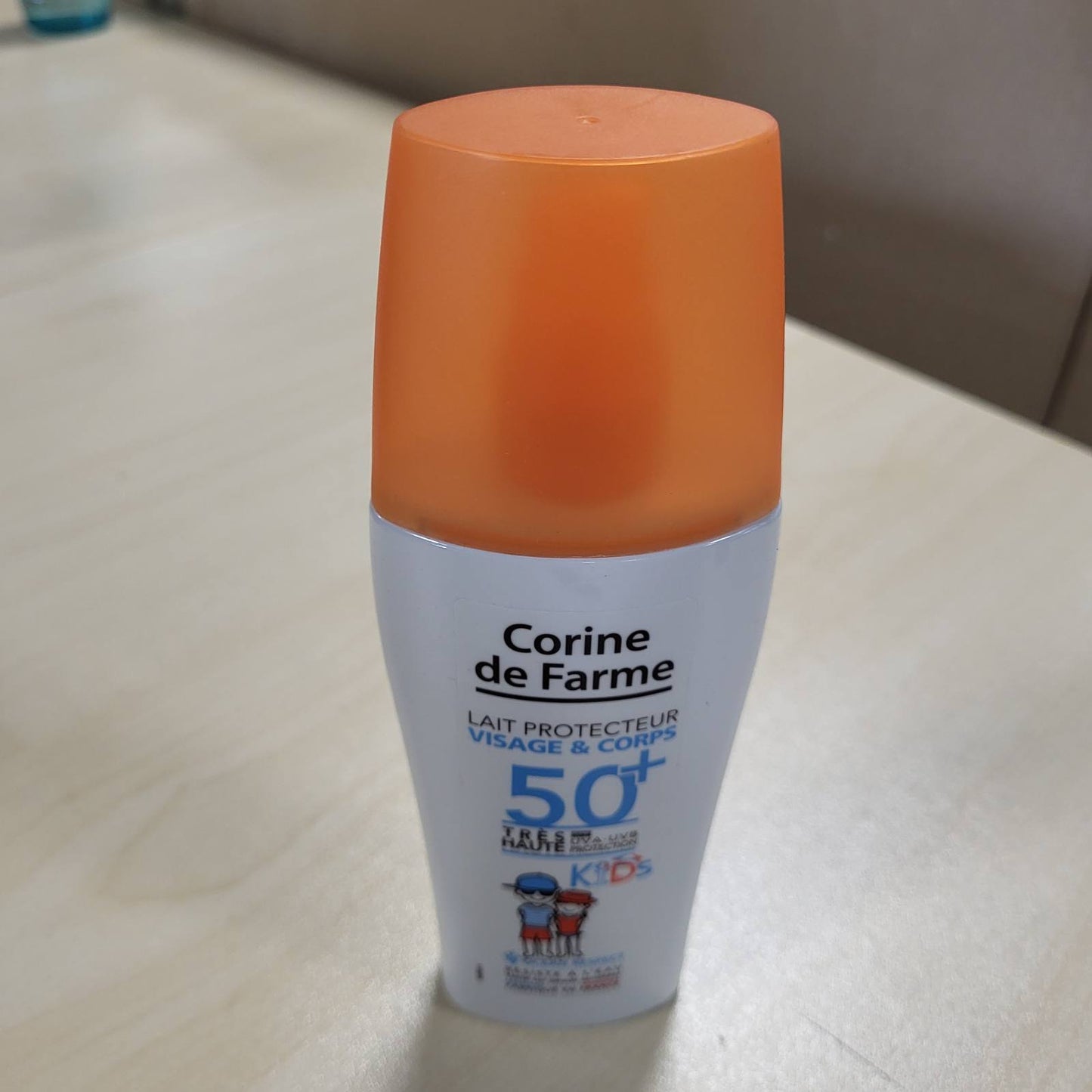 318189 - CORINE DE FARME Qumësht Mbrojtës SPF50+ KIDS - Mbrojtje e Lartë nga Dielli - 150 ml - Hipoalergjik