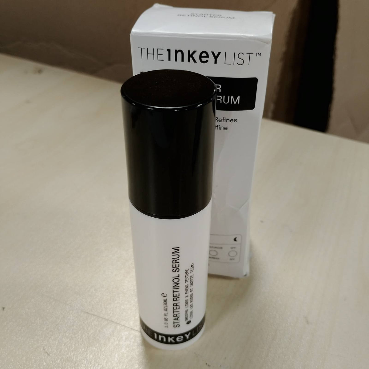 318218 - INKEY LIST Serumi fillestar me retinol të dyfishtë 30ml, 0.5% Amisol Trio & 0.2% Symrelief