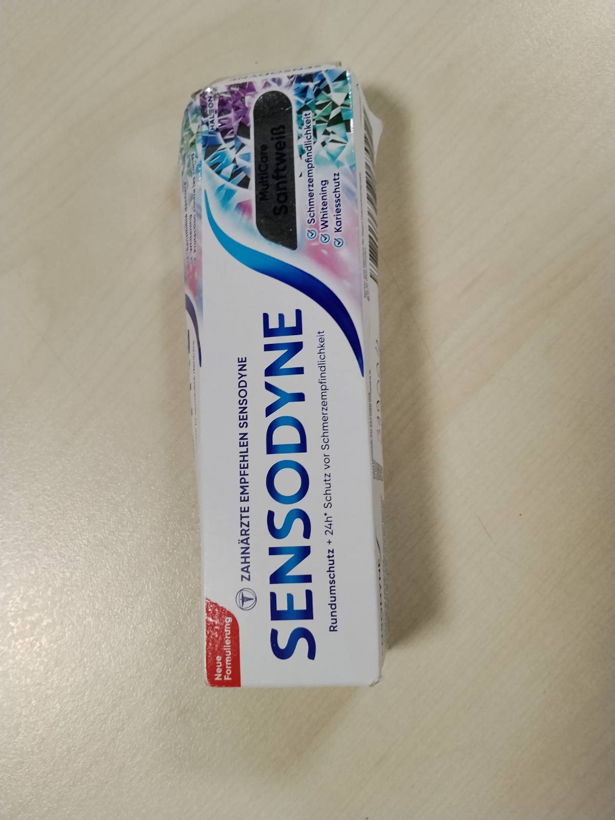 319004 - SENSODYNE Pastë dhëmbësh zbardhuese e butë, 75 ml, pastë dhëmbësh ditore me fluor, për dhëmbë të ndjeshëm