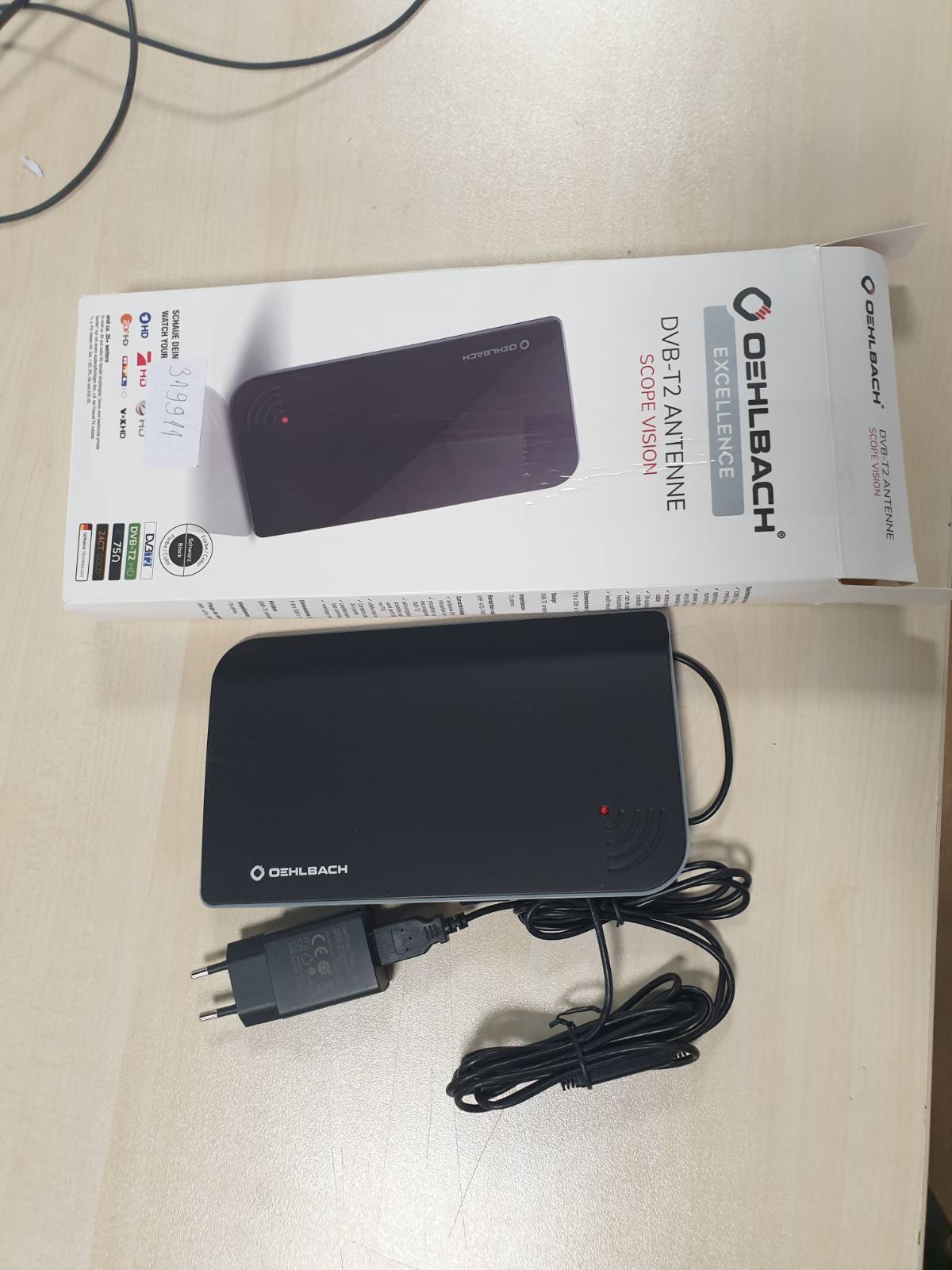 319911 - OEHLBACH Antenë Scope Vision DVB-T2 HD, antenë dixhitale e brendshme, me energji USB, amplifikator aktiv DVB-T2, e zezë