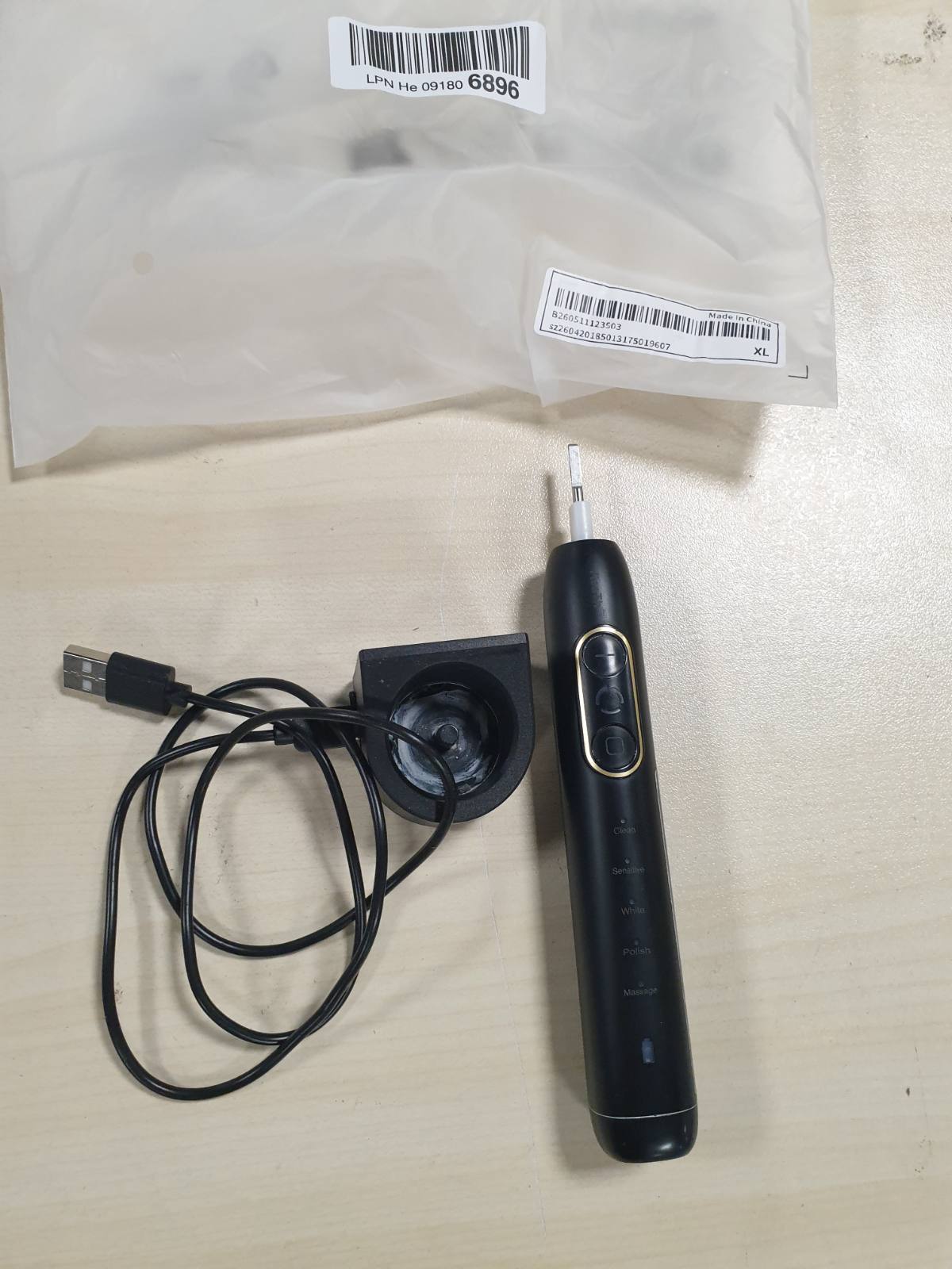 321154 - FURÇË DHËMBËSH ELEKTRIKE RROTULLUESE - 3 nivele intensiteti, 5 mënyra, 8 koka furçe, IPX7 rezistente ndaj ujit, e zezë