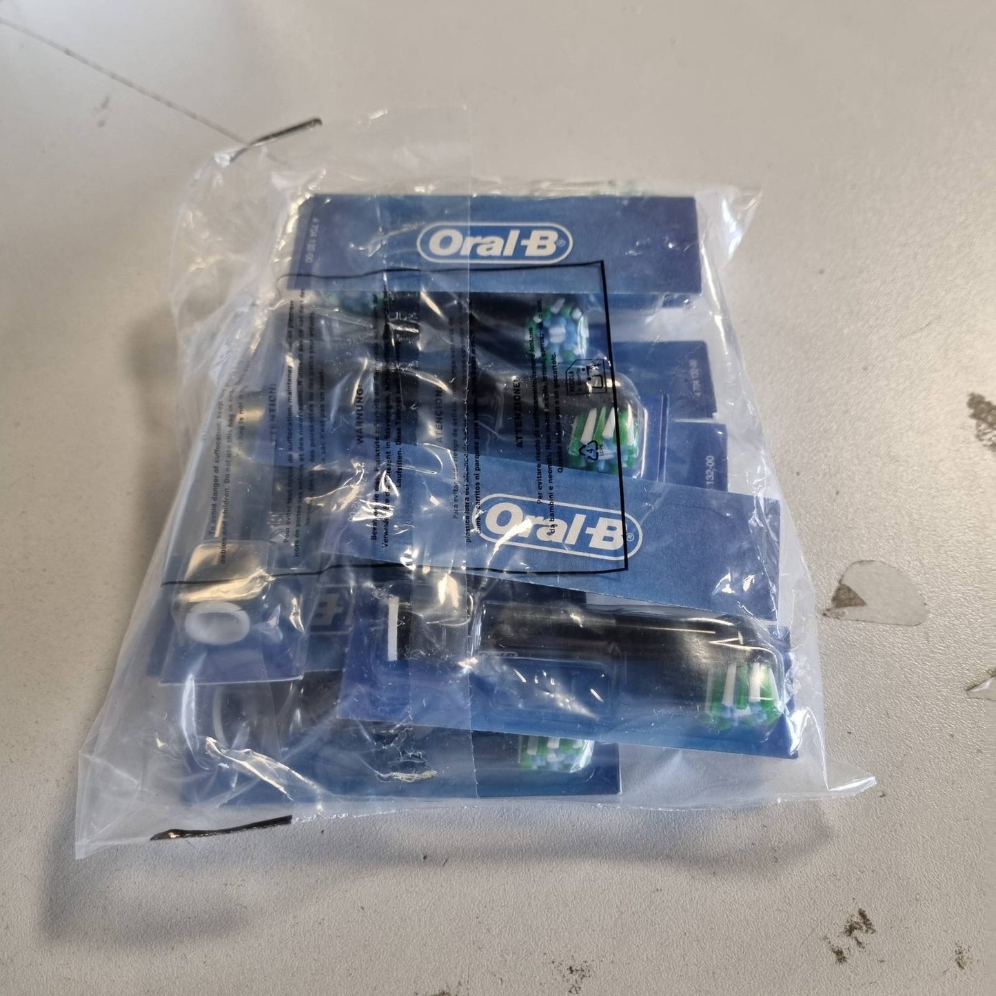 321159 - ORAL-B AUFSTECKBÜRSTEN PRO CROSSACTION - E zezë, 12 pika