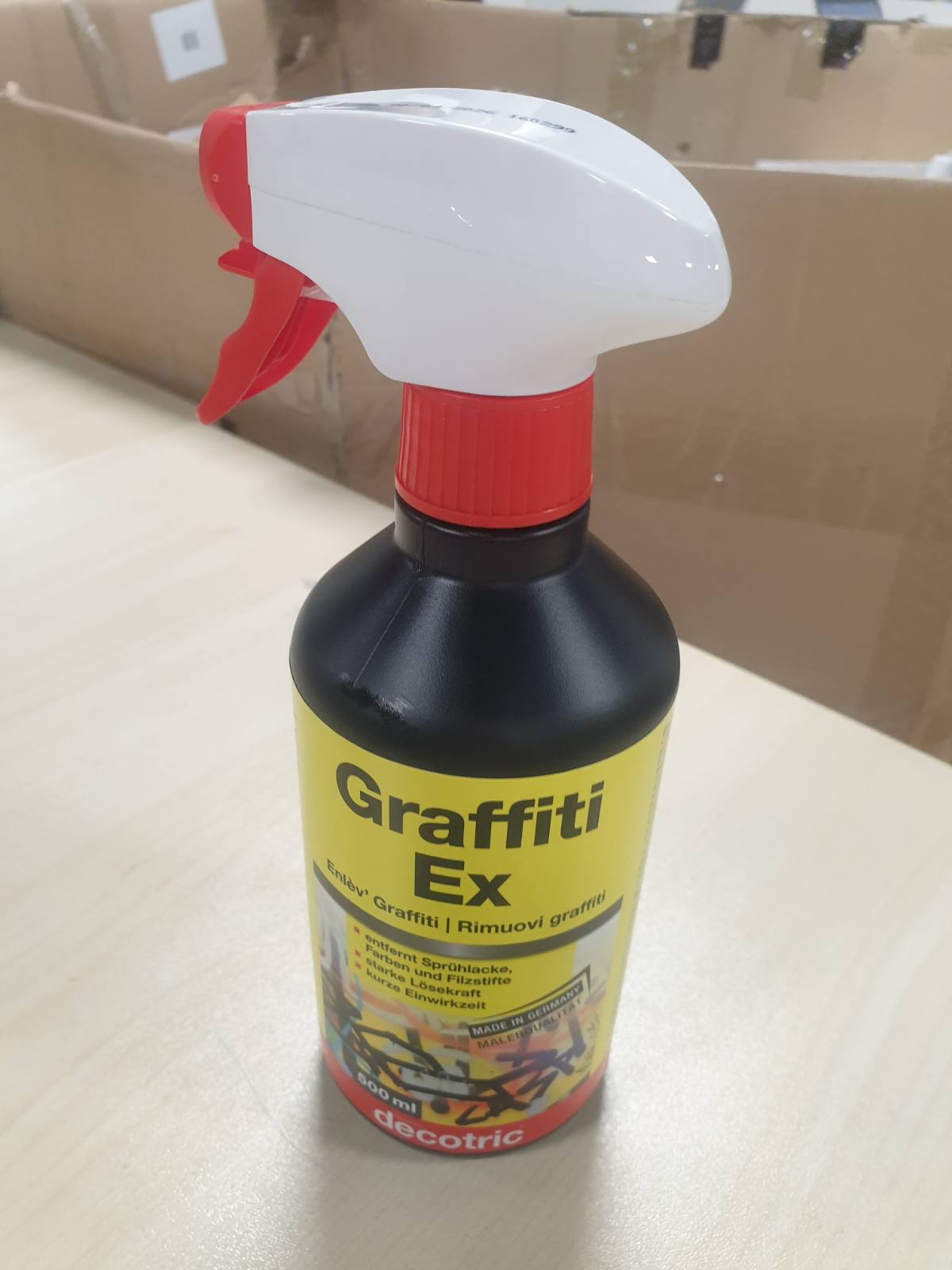 321427 - DEKORATRIK Graffiti Remover EX 500 ml, fuqi e fuqishme tretëse, biodegradues, aplikim i lehtë
