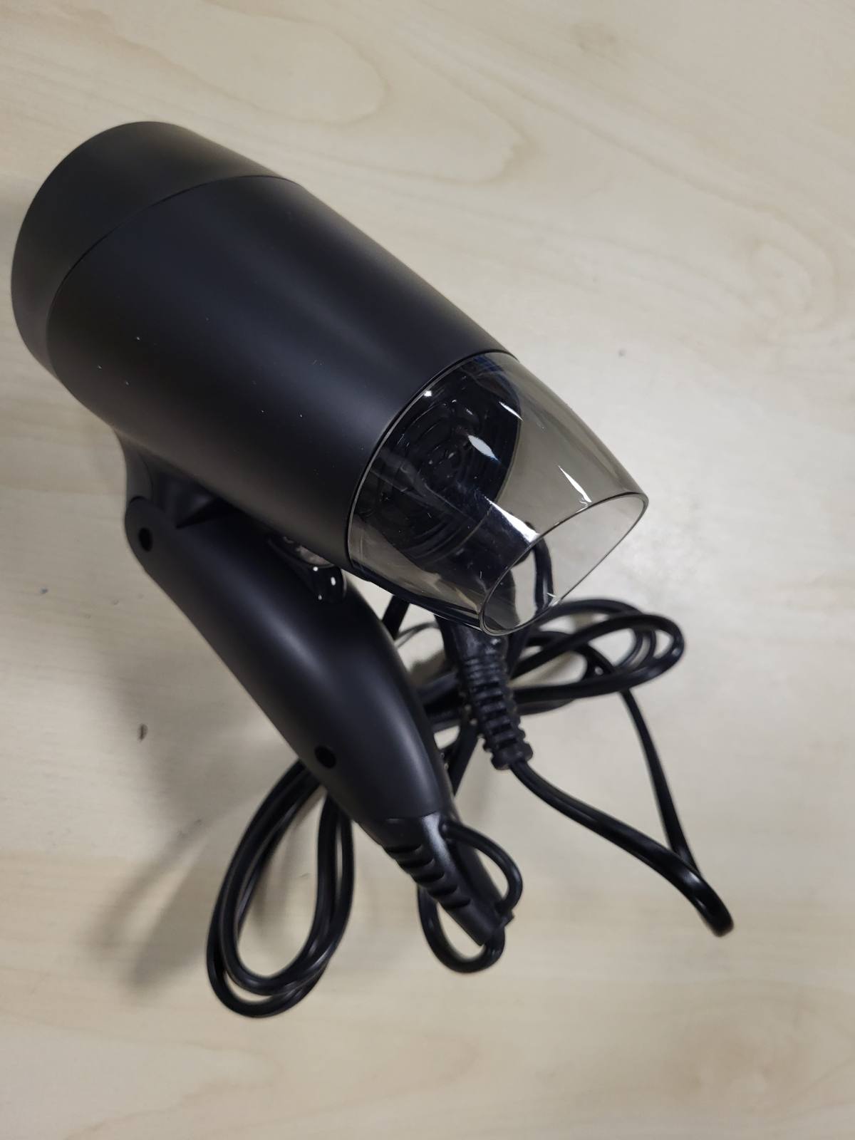 321666 - TRISTAR Tharëse flokësh për udhëtim HD-2460 - Dorezë e palosshme - 1200W - E zezë