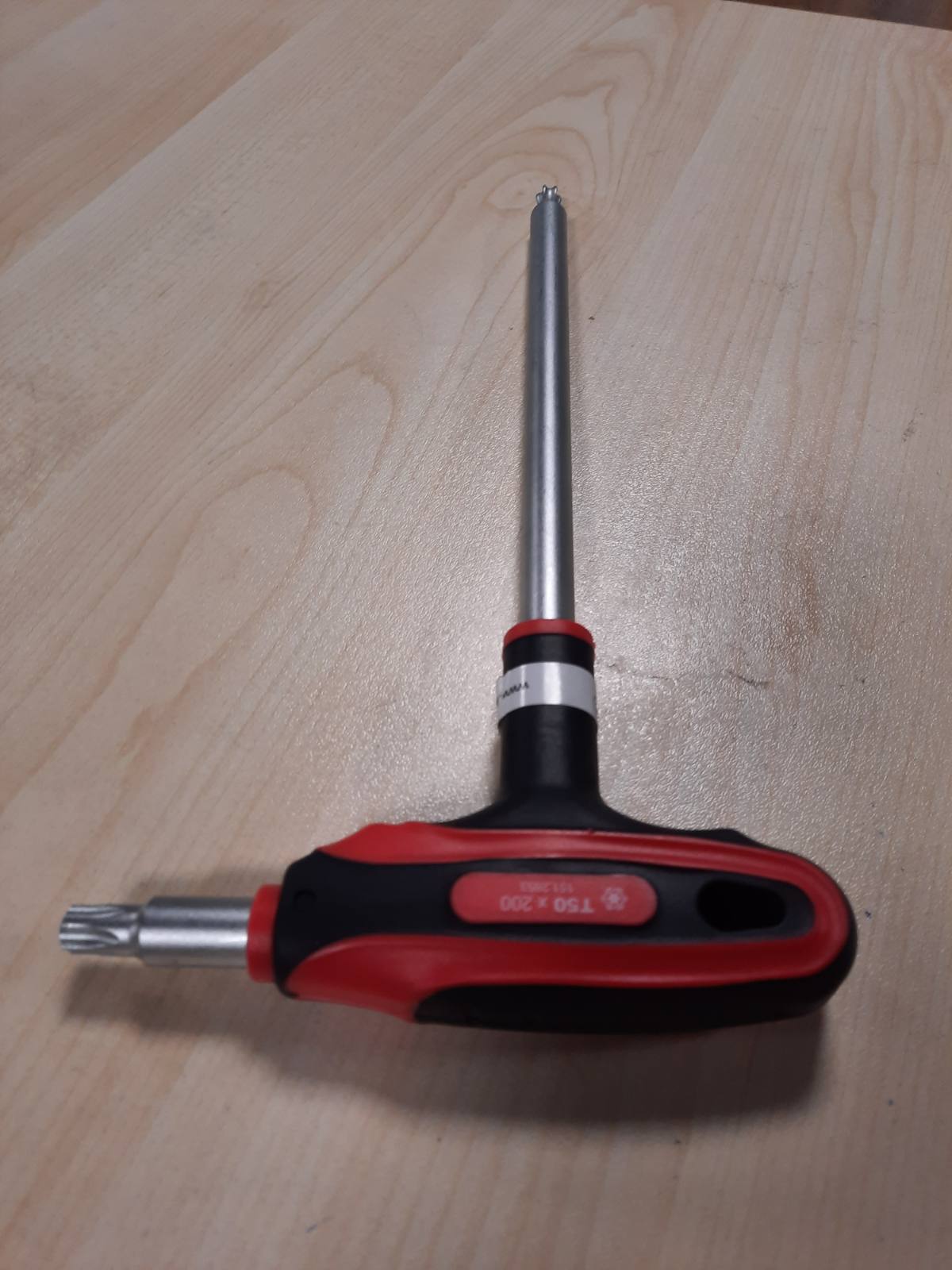 322746 - ÇELËS KËNDOR ME DOREZË T ME KOKË SFERIKE TORX, T50