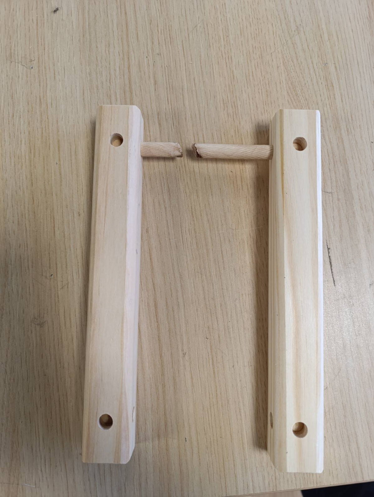 333312 - VIDAXL Raft verërash për 42 Shishe 68,5x23x68,5 cm Dru Pishe i Fortë