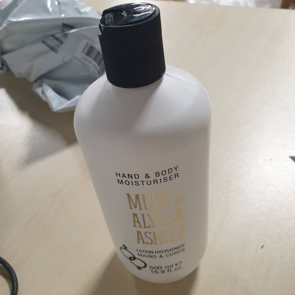336624 - ALYSSA ASHLEY Locion për trupin dhe duart Musk, 500 ml