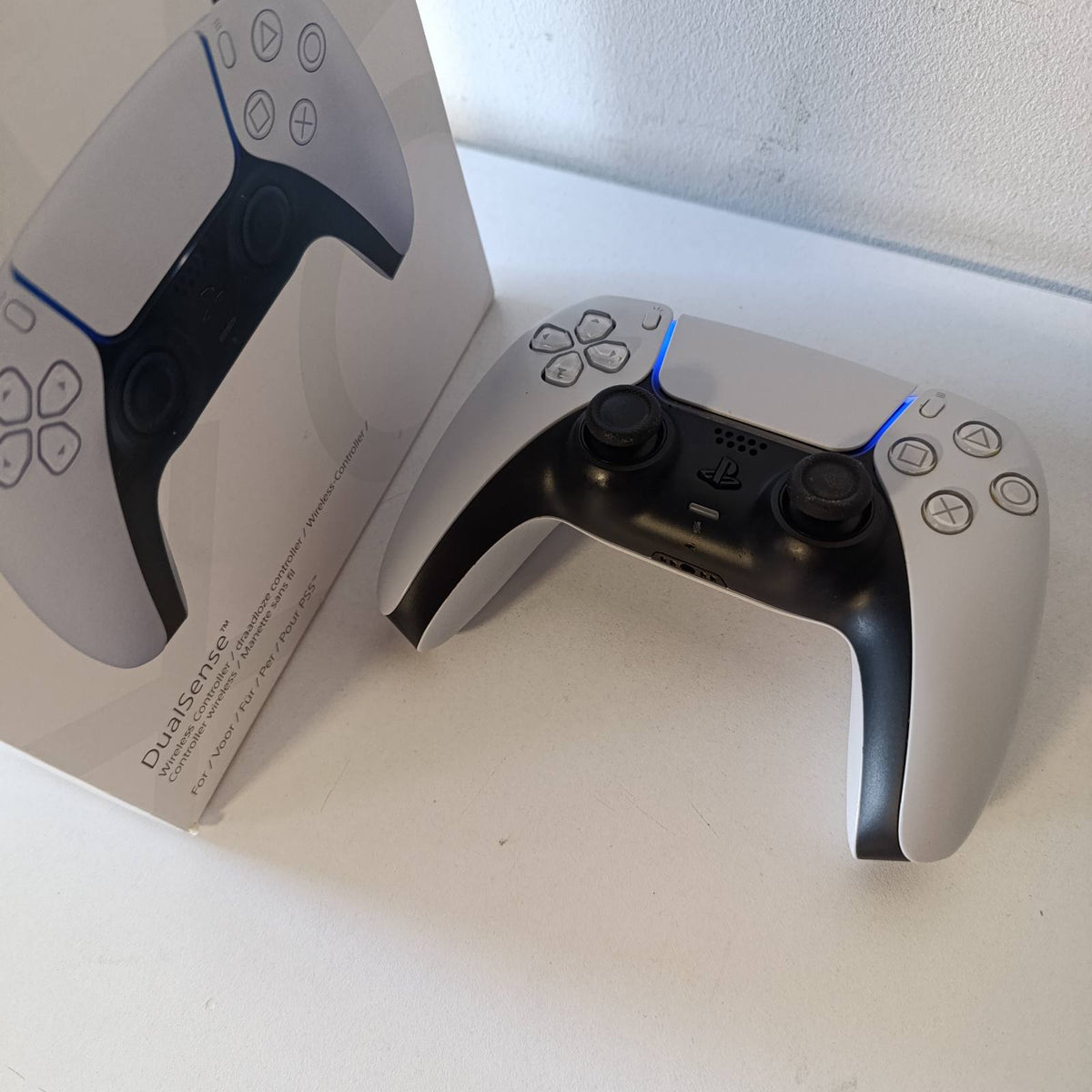 292371 - PLAYSTATION 5 Kontrolluesi pa tel DualSense