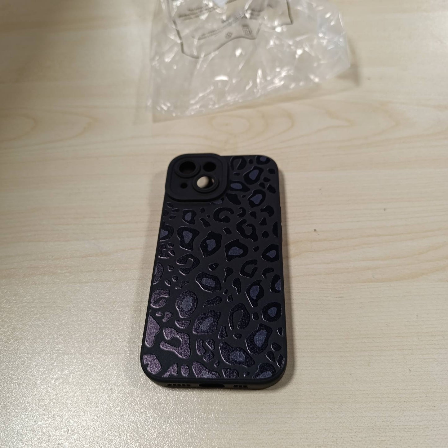 274484 - Coalbooliy - Mbulesë për iPhone 15 6.1'', e zezë, prej silikoni të butë TPU, mbulesë mbrojtëse e qëndrueshme dhe e hollë, rezistente ndaj goditjeve