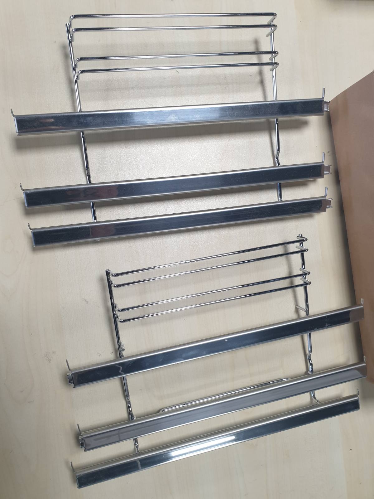 277364 - BOSCH Pajisje shtëpiake HEZ438301, Aksesori i furrës, Sistem tërheqës me tërheqje teleskopike me 3 nivele, Çelik inox