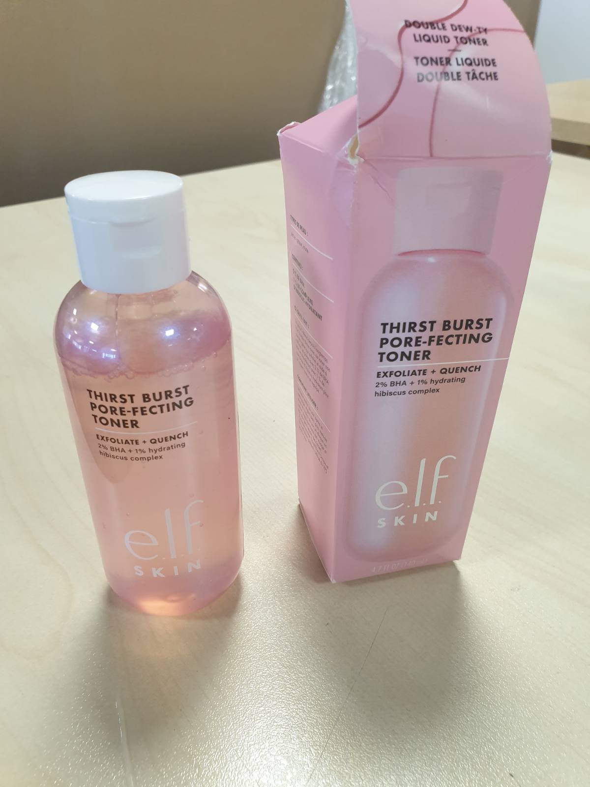 272234 - elf Tonik për fytyrën Thirst Burst, redukton poret, zbut dhe mbush, i pasuruar me acid salicilik, vegan dhe pa mizori.