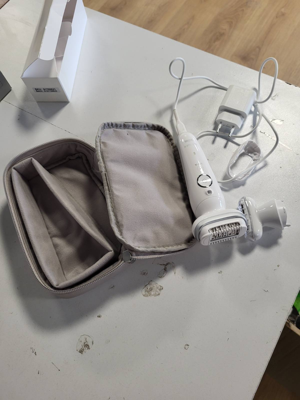 271036 - BRAUN Depilator elektrik Silk-Épil 9 për gra, me kokë fleksibile, lëkurë të lagësht dhe të thatë, me kokë rroje elektrike dhe kapak prerës, model 9-041