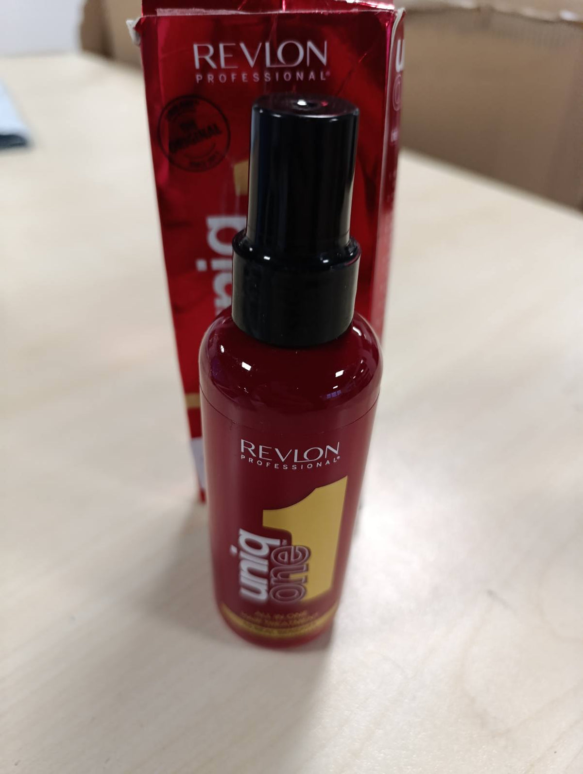 298717 - REVOL PROFESSIONAL UniqOne Hair Treatment Classic, 150 ml, trajtim flokësh pa lënie, vegan