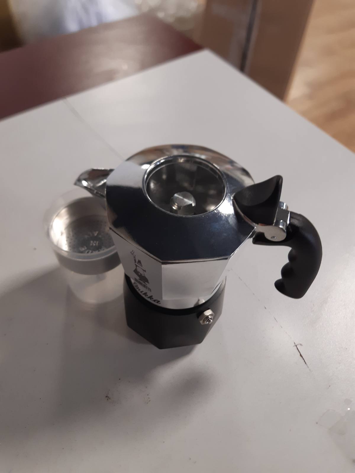183584 - BIALETTI New Brikka 2023, Makinë Kafeje Moka Pot, Aftë të bëjë Ekspres Kremoz, Kapaciteti 2 Filxhanë, Materiali Alumin, Ngjyra e Zezë