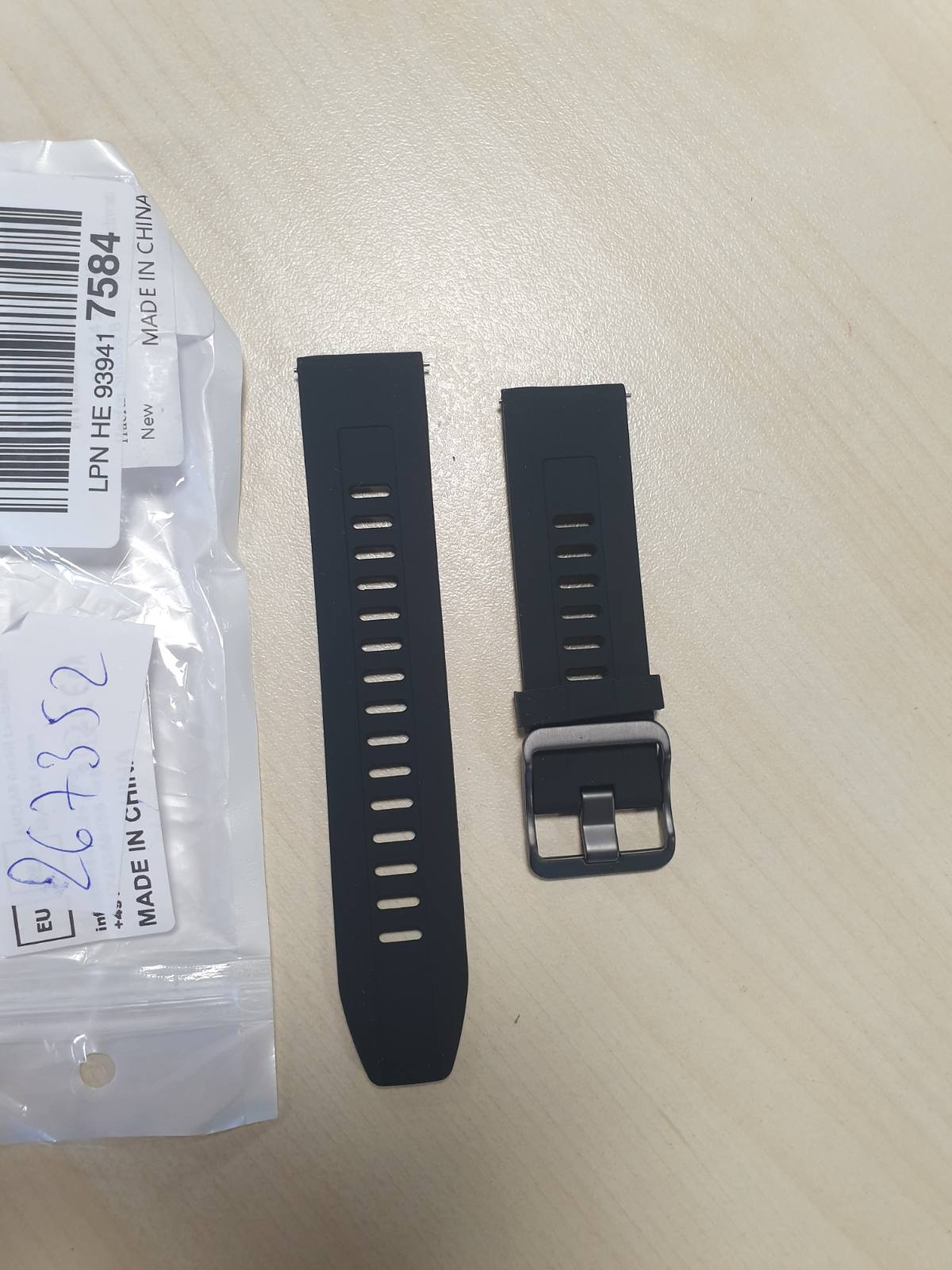 267352 - HAOFUN Rrip dore 22 mm për Xiaomi Watch S4/S3/S2/2/2 Pro, silikoni i butë, i zi