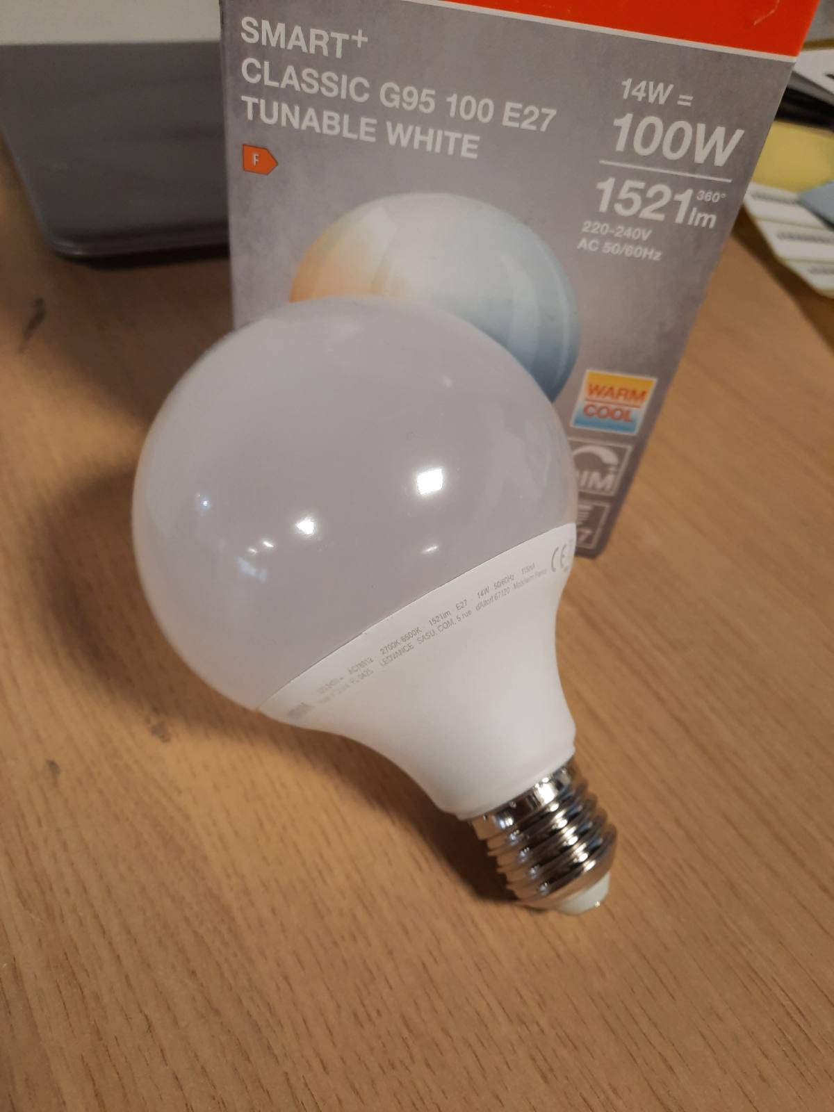 197379 - OSRAM SMART+ Llampë LED Globe 95 E27 në ngjyrë të bardhë, e akordueshme dhe e errësueshme, e pajtueshme me WiFi dhe Matter, kontrollueshme nga aplikacion dhe zë, 14 W, 2700-6500 K
