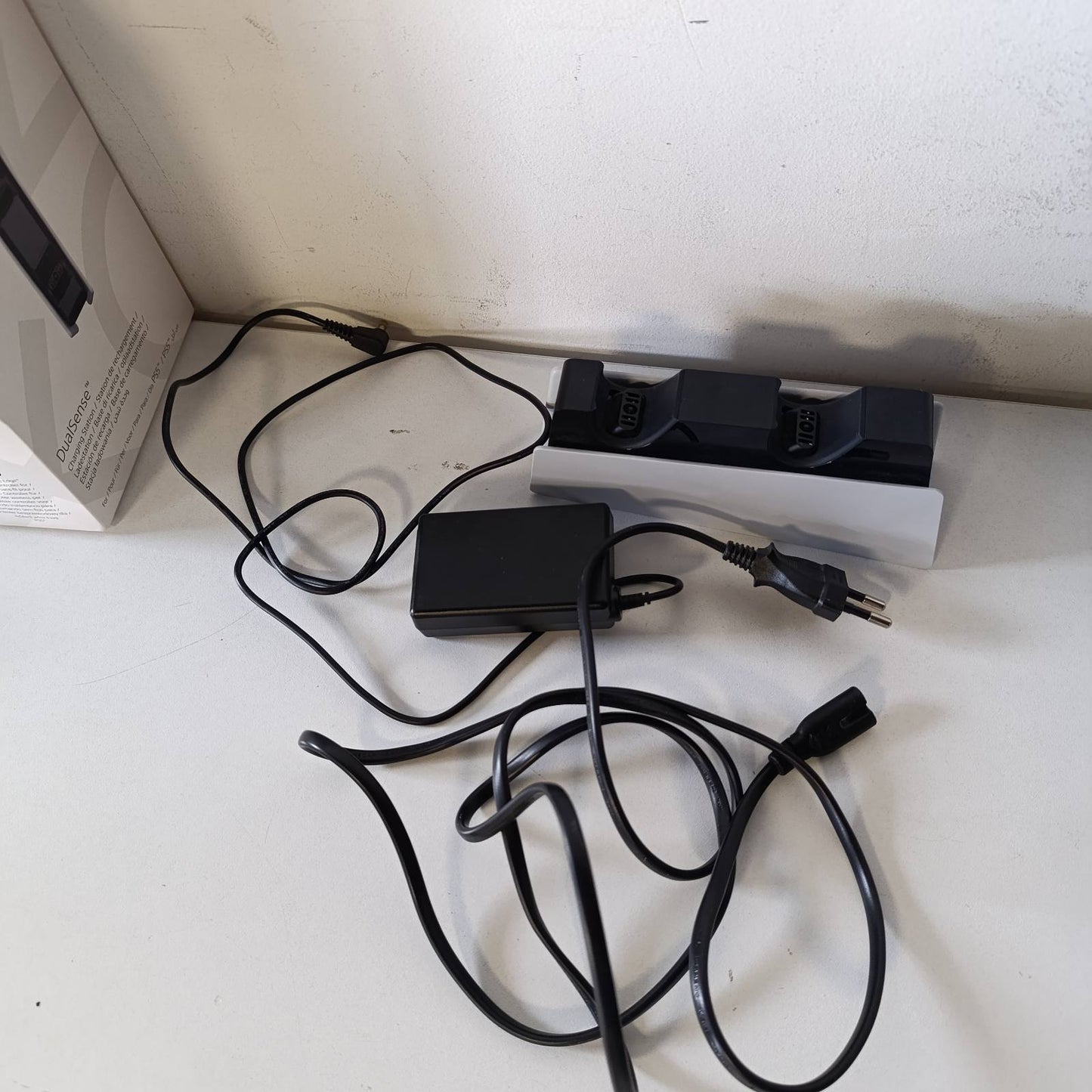 276575 - PLAYSTATION®5 Stacion Karikimi Dualsense