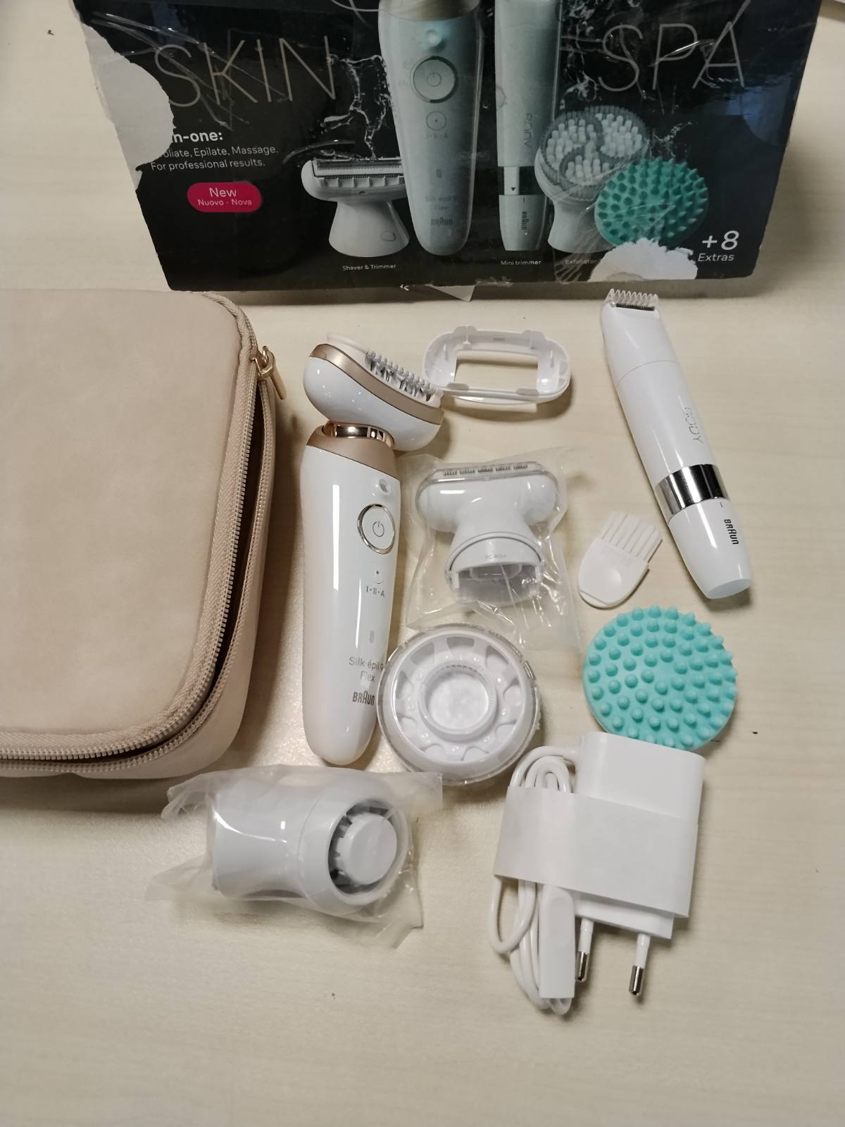 300223 - BRAUN - Kit depilatori Silk-épil 9 Flex SkinSpa, Epilator 9-481 3D, e Bardhë/e Artë, për gra