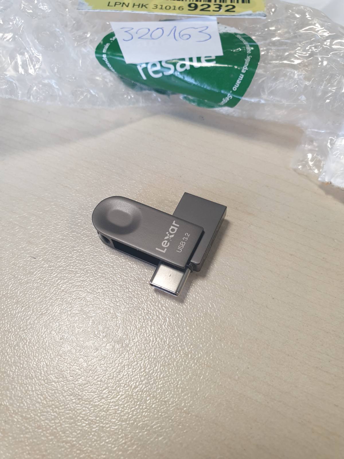 320163 - NJËSI FLASH USB LEXAR 128GB (USB Type-C dhe USB Type-A), USB 3.0 Stick 2-në-1, Shpejtësi leximi deri në 100MB/s, JumpDrive mbështet OTG