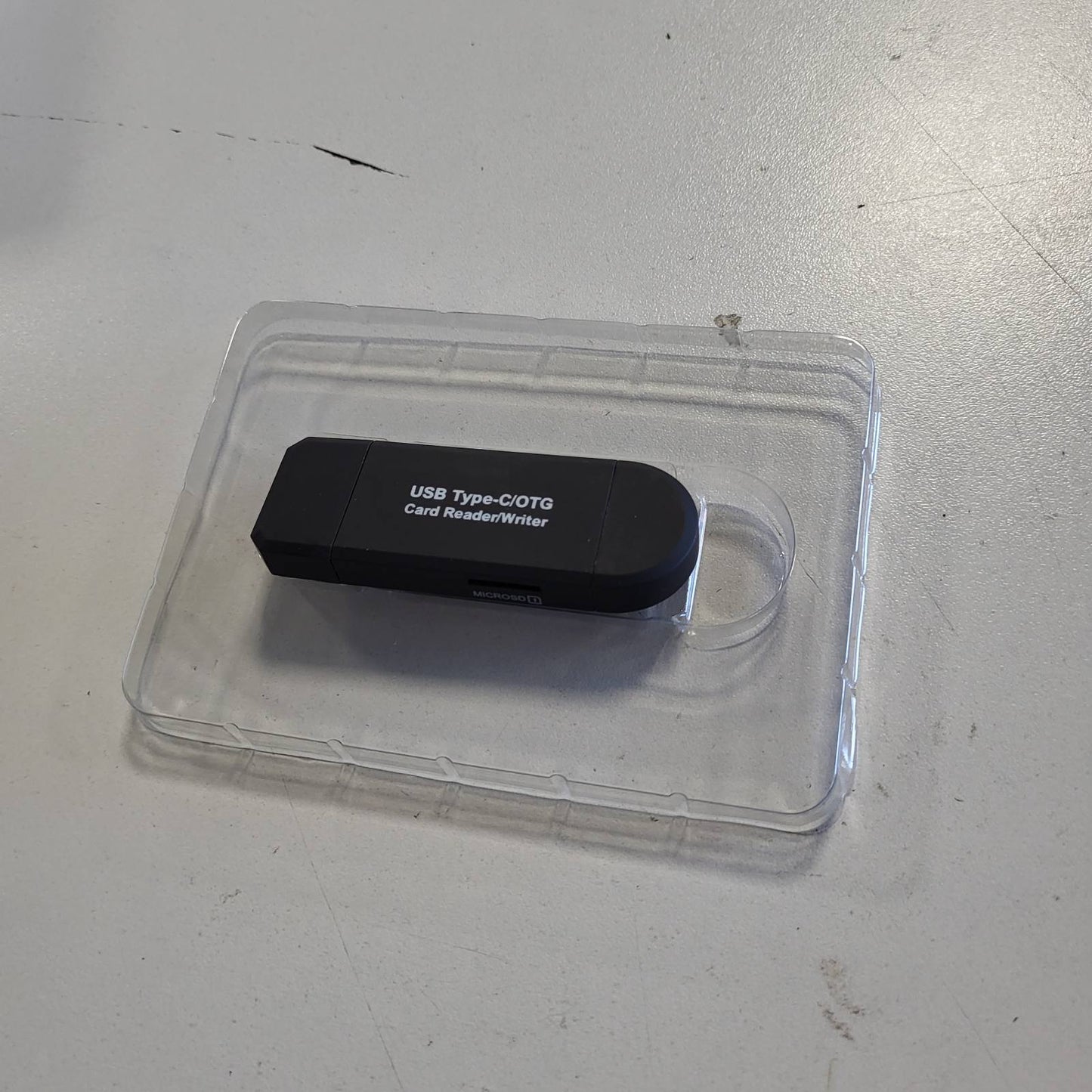 320633 - LEXUES KARTASH SD Vanja, Përshtatës Karte Micro SD 3-në-1 për SD, SDHC, SDXC, MicroSD, i pajtueshëm me iPhone 16/15, MacBook Pro/Air, iPad Pro, Telefona të Mençur (USB Lloji A dhe Lloji C, Mikro-USB)